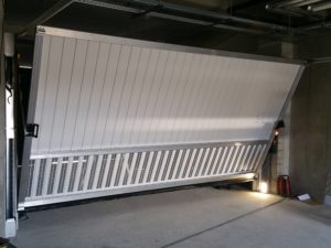 Porte basculante de garage